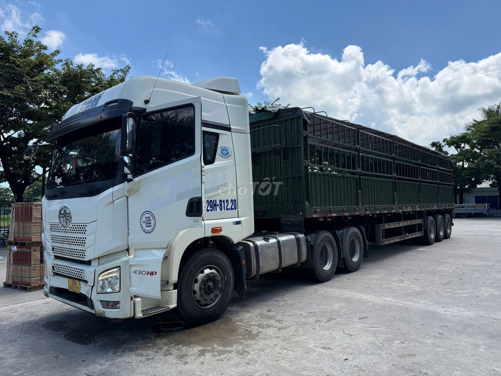 Chính chủ bán xe đầu kéo FAW 33t mua tháng 3/2022. Mua bán Xe tải, xe ben tại Quận Long Biên Hà Nội được đăng bởi Blue Dragon Holding JSC hình 3