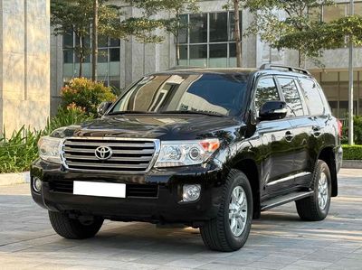 Toyota Land Cruiser VX V8 Đen Nhập khẩu