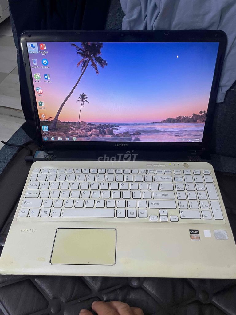 cần bán laptop sony i5 3230m ram 4g hdd 500g