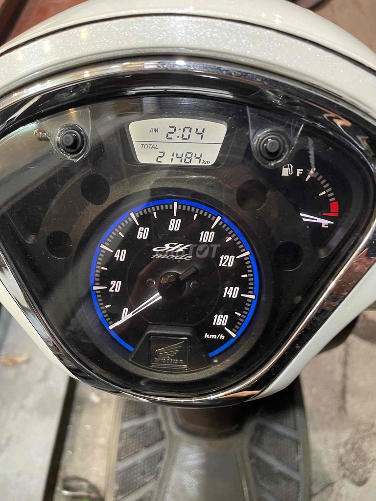 SH Mode 2020 Máy Zin Chính Chủ Êm Ru Khoá Smartkey. Mua bán Xe máy tại Quận Hoàng Mai Hà Nội được đăng bởi Tuấn Giang hình 5