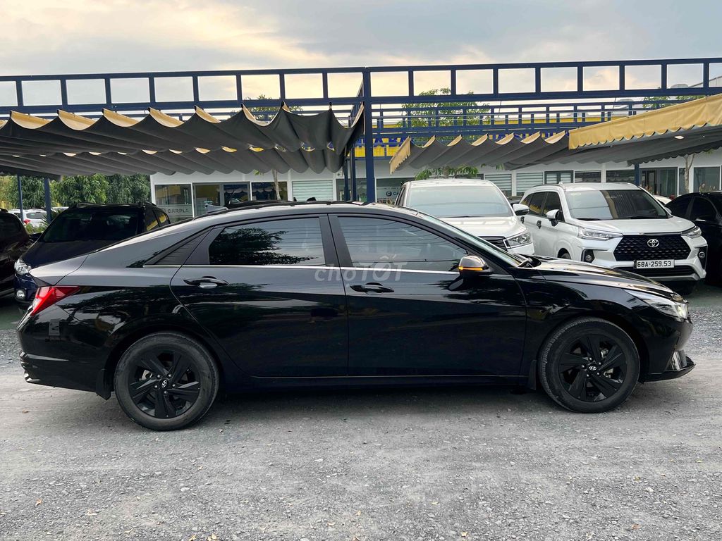 Hyundai Elantra 2023 1.6 AT Đặc biệt - 555Tr. Mua bán Ô tô tại Quận Ninh Kiều Cần Thơ được đăng bởi Chuyên Mua Bán Ô Tô Qua Sử Dụng Carpla Cần Thơ hình 5