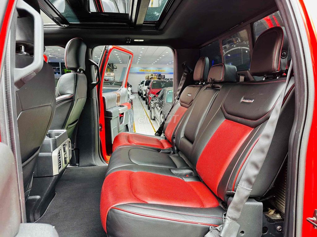 Ford F 150 Platinum Model 2015 Ko niên hạn. Mua bán Ô tô tại Quận 8 Tp Hồ Chí Minh được đăng bởi Hồng Phúc hình 4