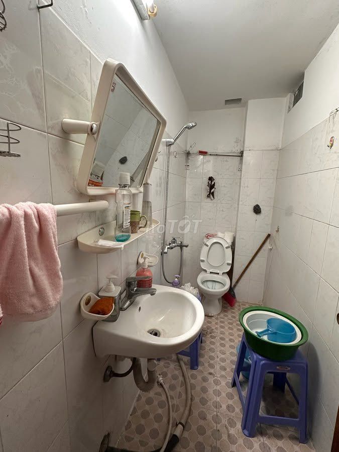 Продается дом площадью 46 м², Ба Динь, 4 этажа, фасад 4 м, ~9 млрд долларов