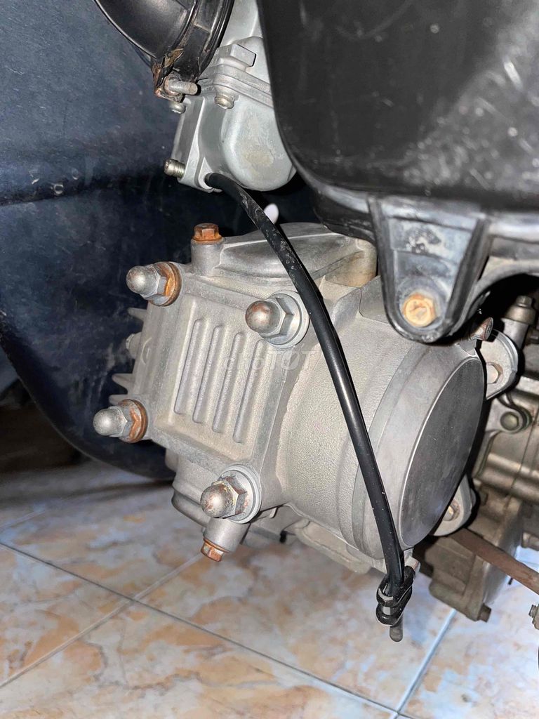 SUZUKI VIVA 09G. Mua bán Xe máy tại Thành phố Biên Hòa Đồng Nai được đăng bởi Hoang Duc hình 2