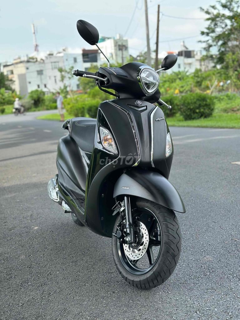 ✅✅ Grande 125cc.ABS Khoá SMartkey. Ngay Chủ. Mua bán Xe máy tại Quận Gò Vấp Tp Hồ Chí Minh được đăng bởi VESPA ĐỨC NGUYỄN  hình 3