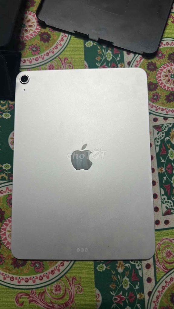 Apple iPad Air M3 11 inch Bạc khuyến mãi bút aple. Mua bán Máy tính bảng tại Thành phố Dĩ An Bình Dương được đăng bởi Hiến hình 1