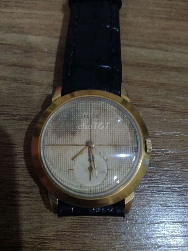 Đồng hồ lên cót tay hiệu Elgin xưa của Thụy sỹ.