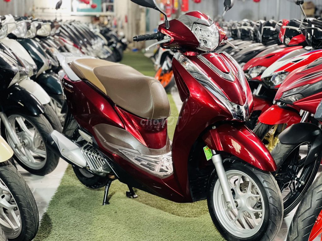 XE MÁY PHÚ THỊNH-HONDA LEAD ĐÈN NÉT -ĐK 2022. Mua bán Xe máy tại Quận Nam Từ Liêm Hà Nội được đăng bởi TRẦN VĂN PHÚ hình 2