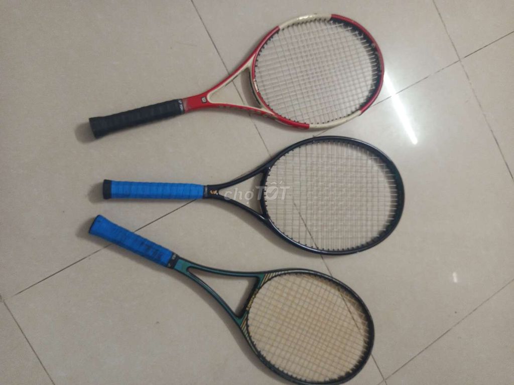Vợt tennis Wilson Đỏ, đen, xanh Khung chắc chắn. Mua bán Đồ thể thao, Dã ngoại tại Quận Ninh Kiều Cần Thơ được đăng bởi NGUYỄN THÀNH HẢI hình 1