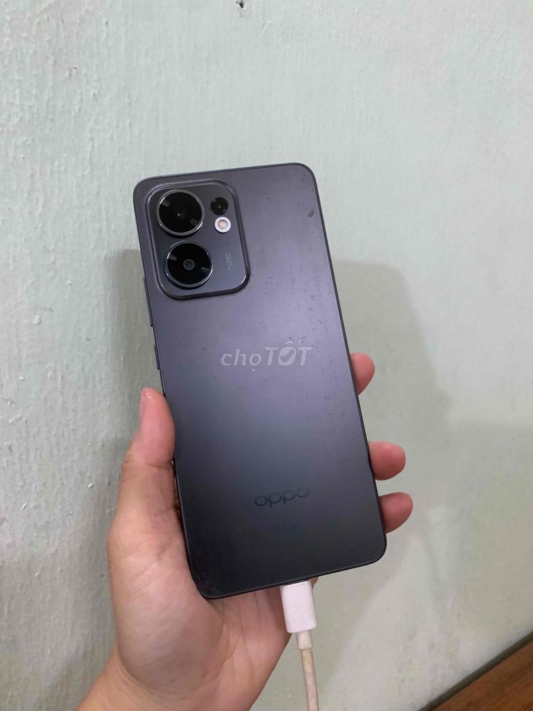 Oppo Reno 13F 5G Đen 256G/12G màn Amoled. Mua bán Điện thoại tại Quận Hải Châu Đà Nẵng được đăng bởi Hieu hình 1