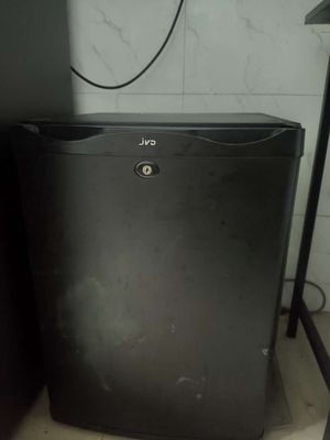 Cần thanh lý tủ lạnh Mini 90l  hãng JVD