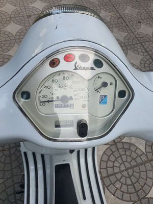 Vespa nhập 150cc chưa qua tay thợ