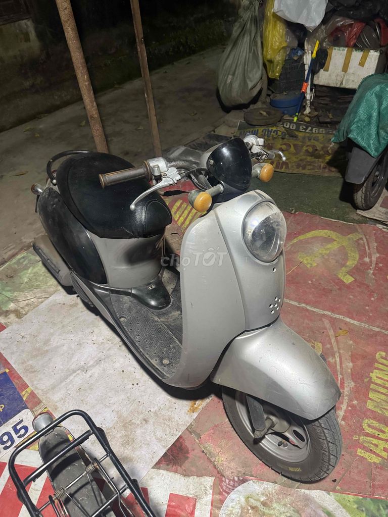 Honda Scopy màu Bạc. Mua bán Xe máy tại Quận Hà Đông Hà Nội được đăng bởi Nguyễn hoài ninh hình 2