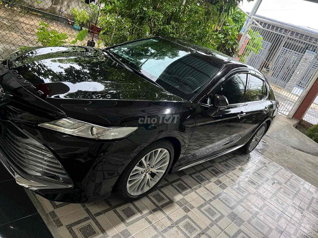 Toyota Camry 2019 2.5Q - 24000 km. Mua bán Ô tô tại Huyện Hòa Thành Tây Ninh được đăng bởi Ngô Quyết Tý hình 6