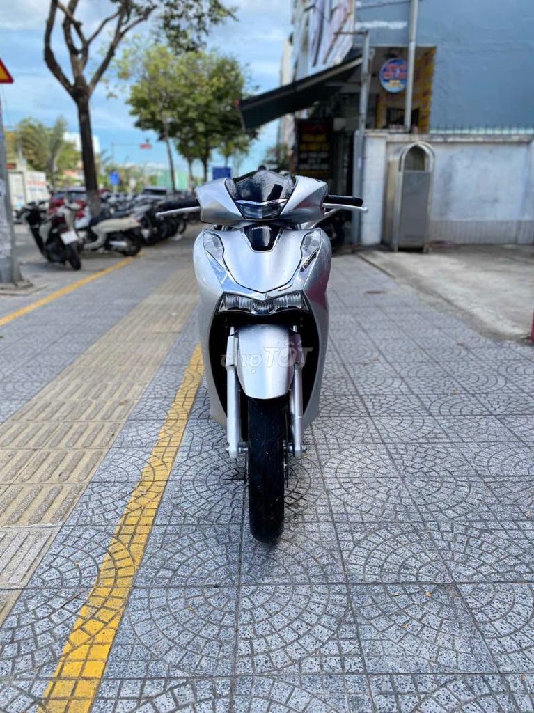 Honda SH 2024 Bạc Bs 43 Siêu Nét, Có Hỗ Trợ Góp