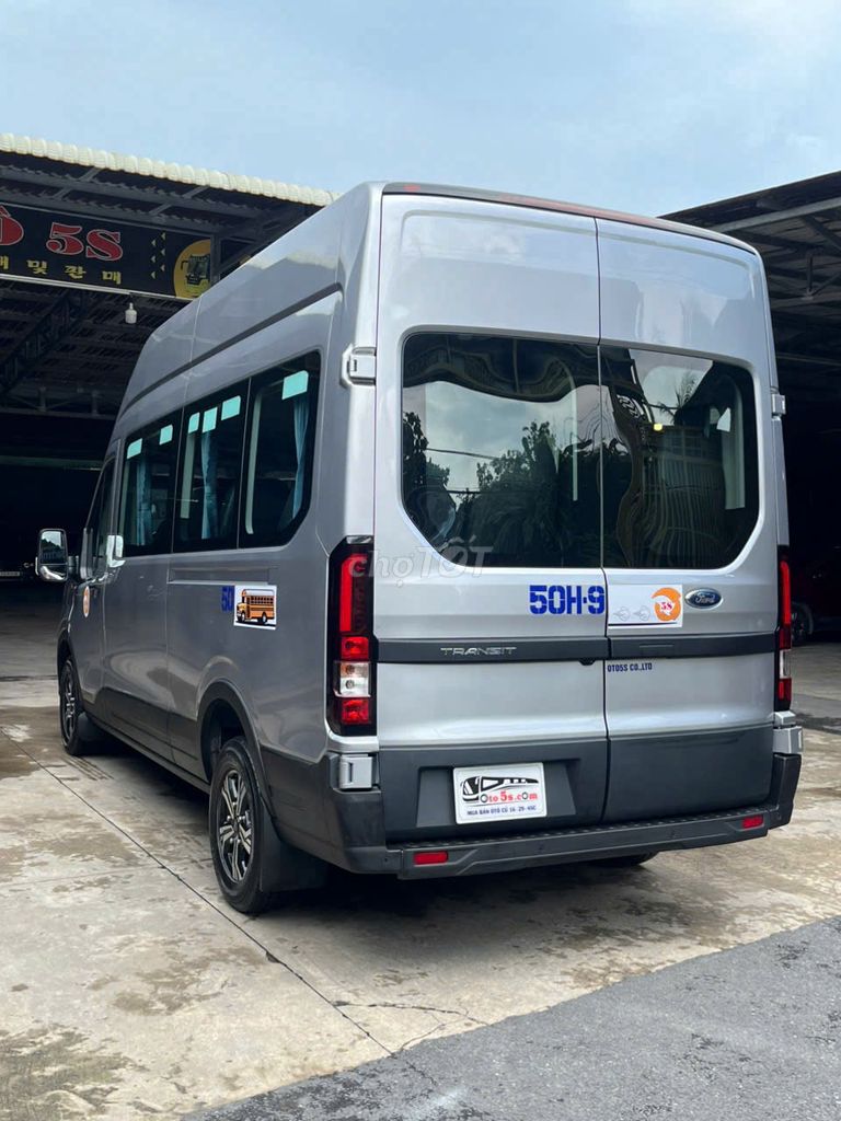 Ford Transit 2025 Серебристый 62.000 км