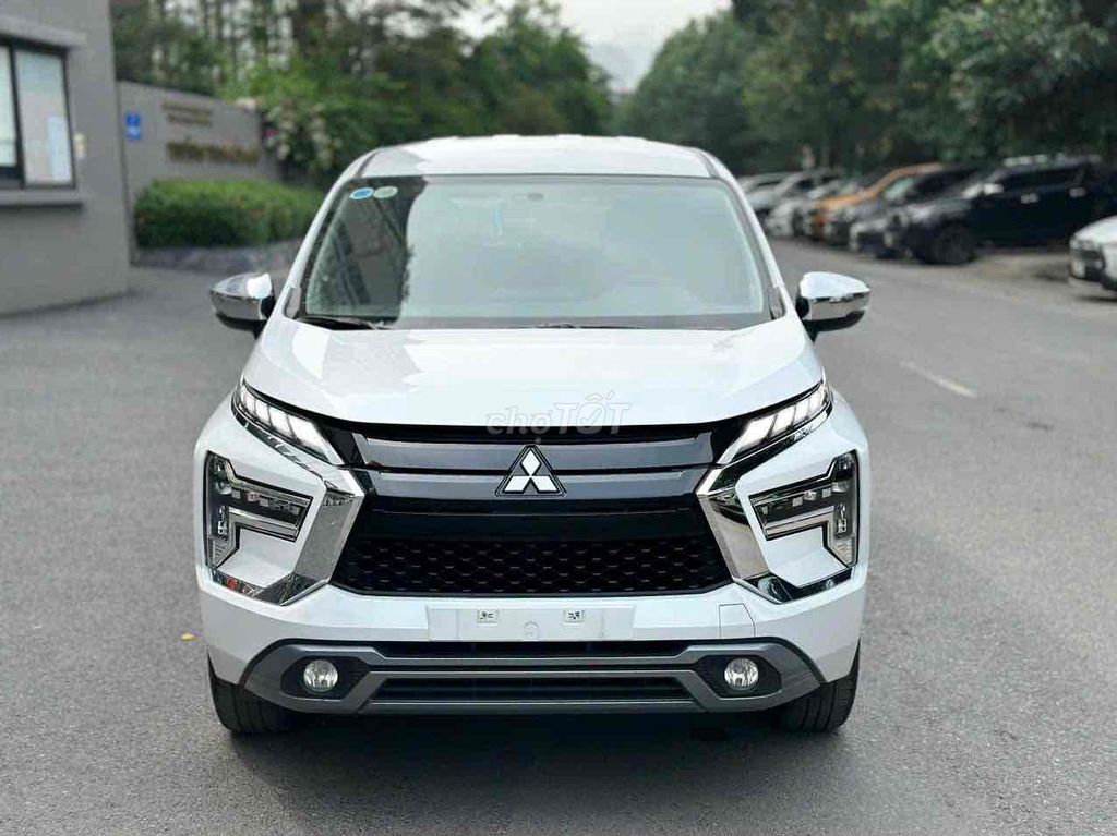 Bán Mitsubishi Xpander 2022 1.5Premium Trắng Lướt