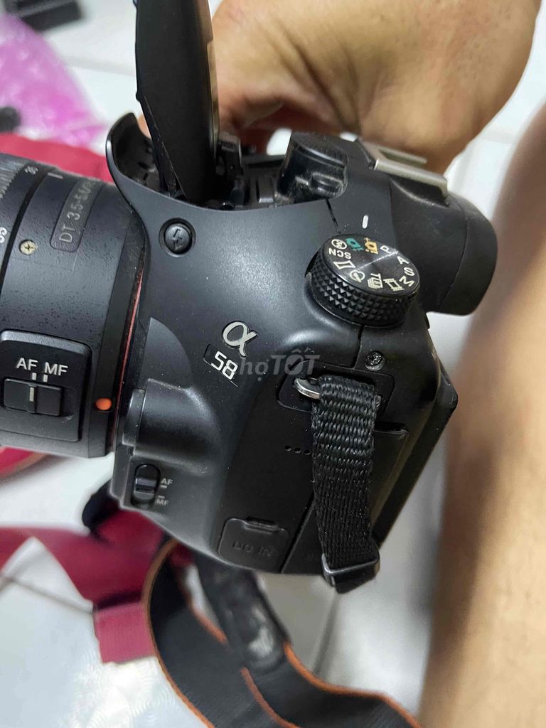 SONY A58 Len 18/55 Zin nguyen mới 95% 2 bin tui