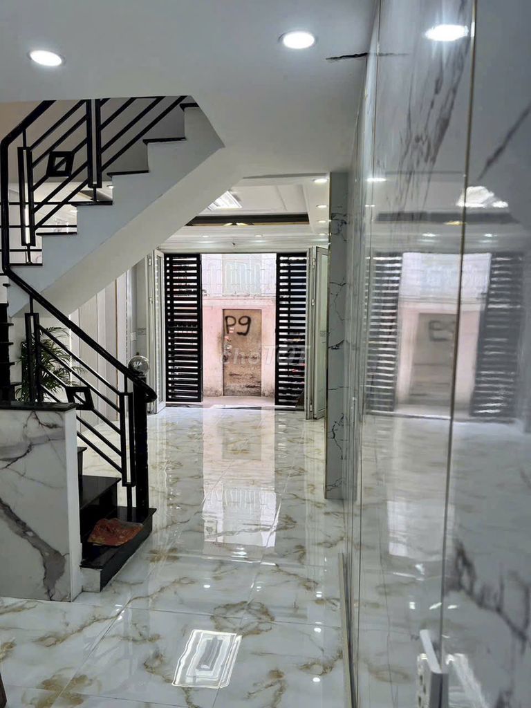 NHÀ ĐẸP HẺM 64 BÙI VĂN BA – GẦN CHỢ, 4PN, CHỈ 4.86 TỶ TL