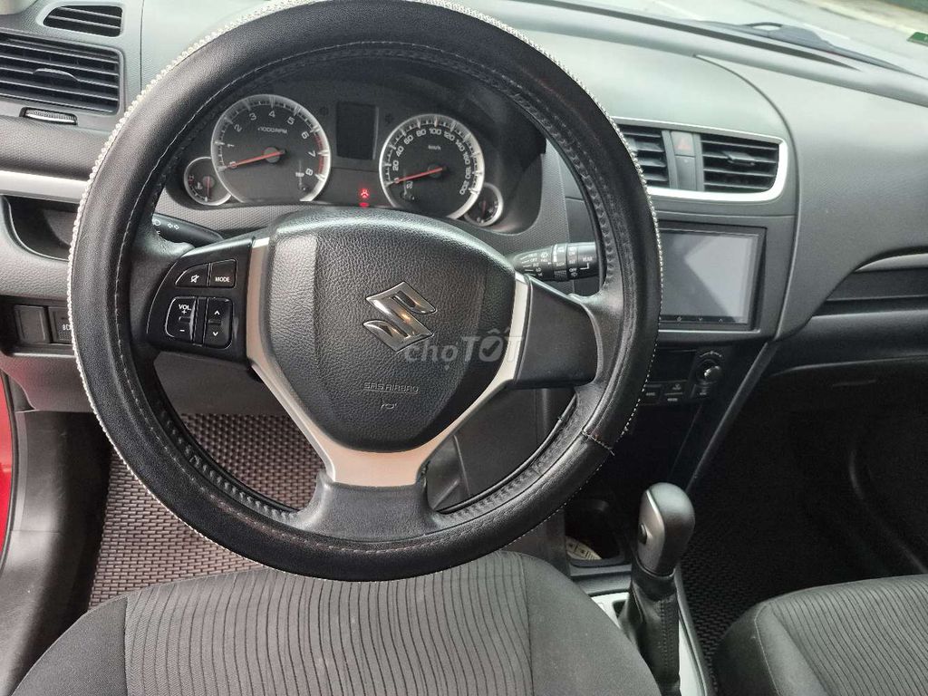 Suzuki SWiFt 2017 1.4 AT - 90000 km. Mua bán Ô tô tại Quận Long Biên Hà Nội được đăng bởi Ngô hùng hình 10