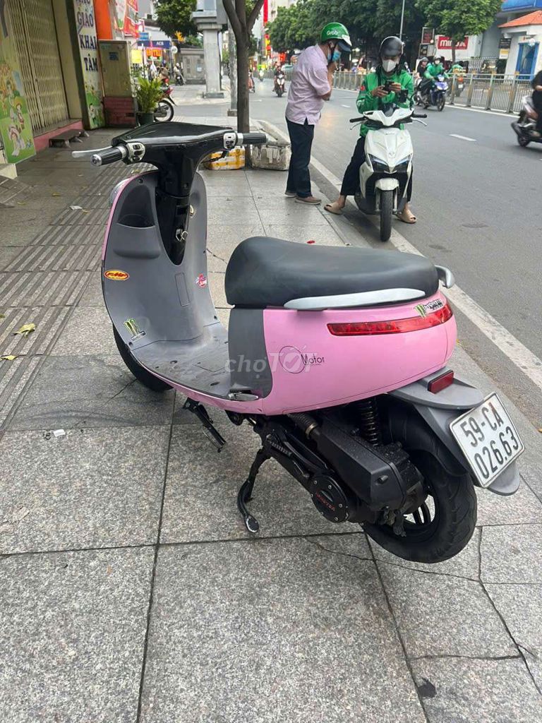 Tay ga 50cc 2022 mới 90% biển số thành phố. Mua bán Xe máy tại Quận Tân Phú Tp Hồ Chí Minh được đăng bởi Tuanduy hình 2