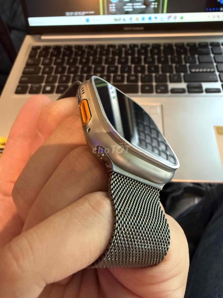 Apple Watch Ultra 2 Titan Đã sử dụng. Mua bán Thiết bị đeo thông minh tại Quận Hai Bà Trưng Hà Nội được đăng bởi Duong Quang Tung hình 1