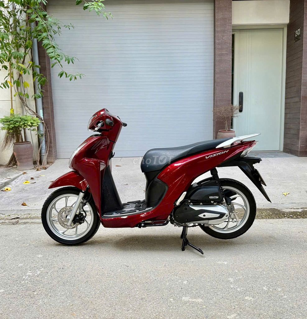 Honda Vision 2021 nguyên bản màu đỏ. Mua bán Xe máy tại Quận Bắc Từ Liêm Hà Nội được đăng bởi XE MÁY ÁNH QUÂN hình 2