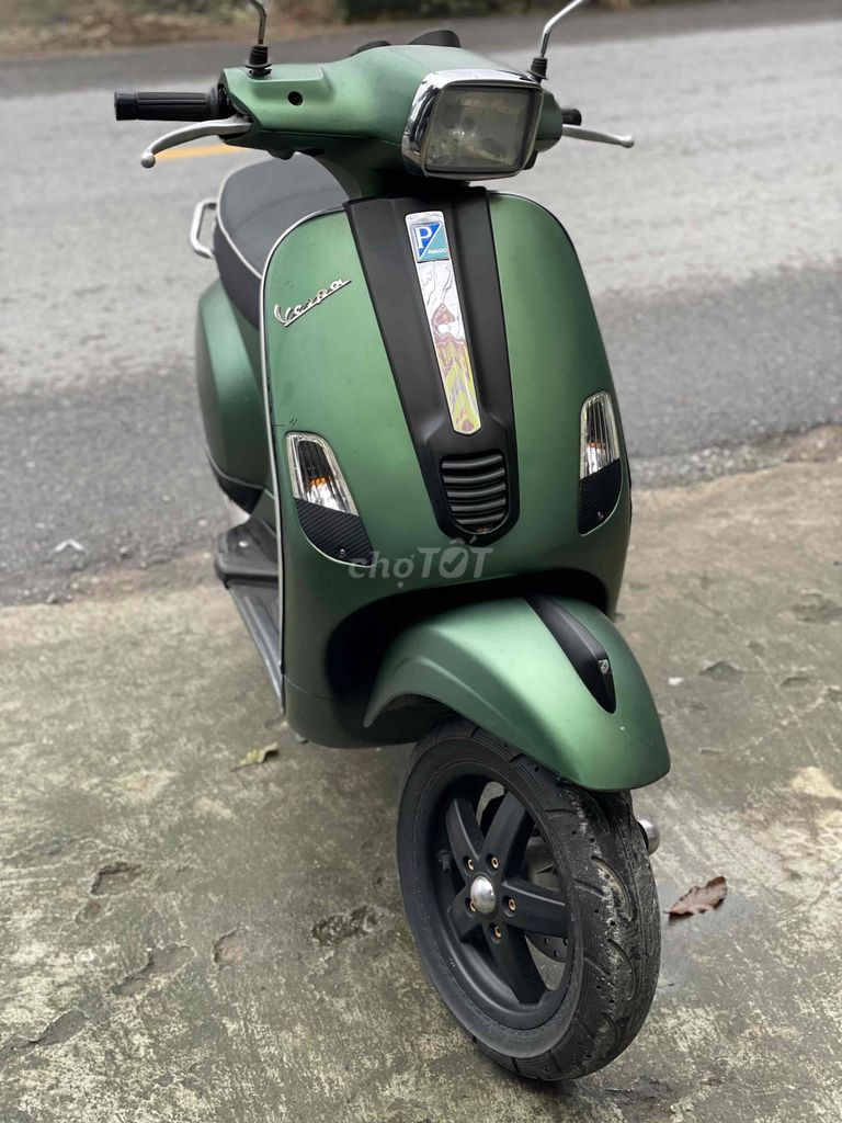 Bán xe Vespa đèn vuông. Mua bán Xe máy tại Thành phố Huế Thừa Thiên Huế được đăng bởi quang toàn hình 4