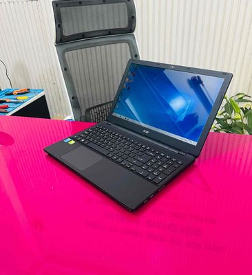 Acer E5 571 CPU 4005U Ram 8G SSD 128G VGA 2G 15.6