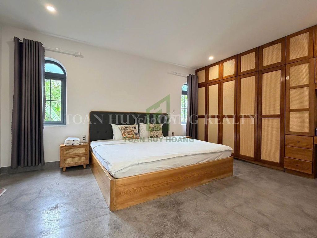Pool villa with rooftop terrace near Thuận Phước bridge — photo 8