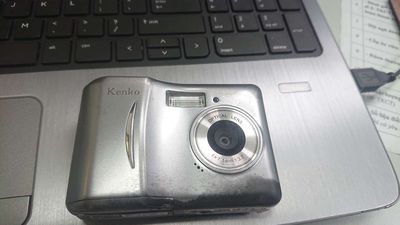 Bán máy ảnh kenko DSC50N kèm 2 thẻ nhớ