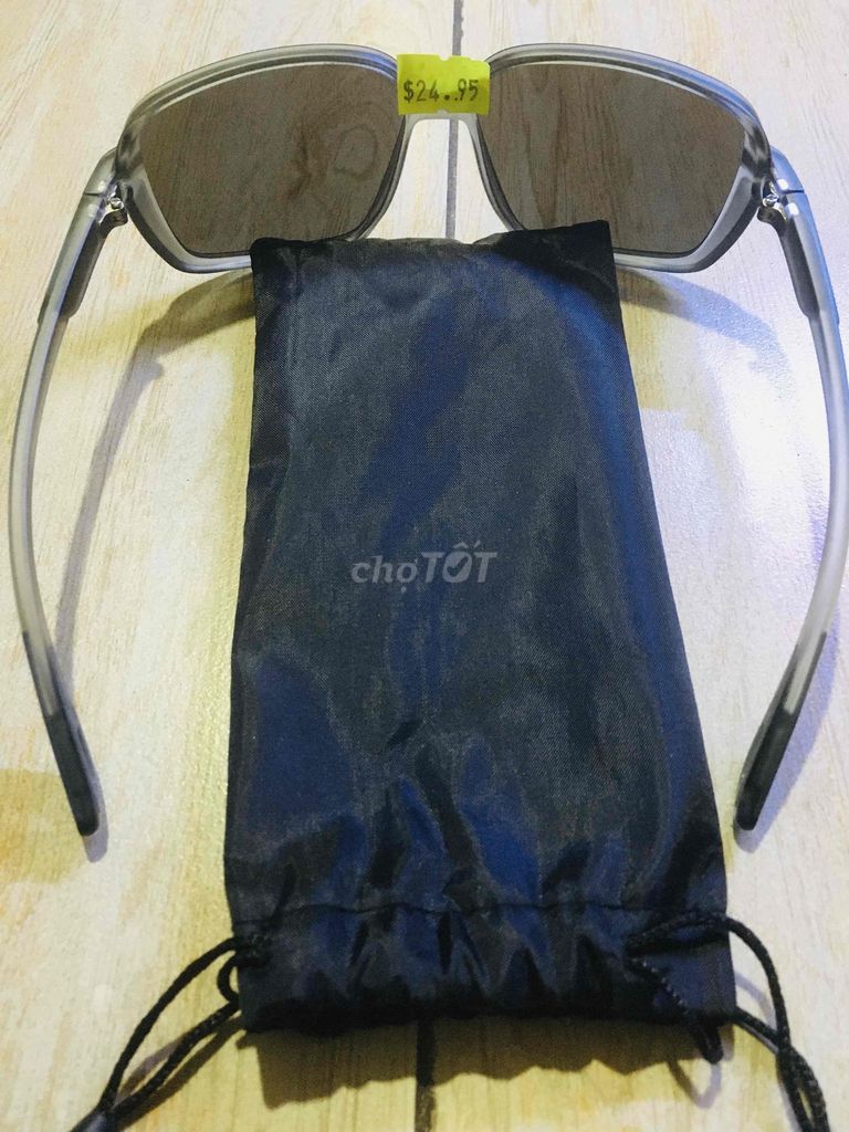 Kính Nam Thể Thao Nhập