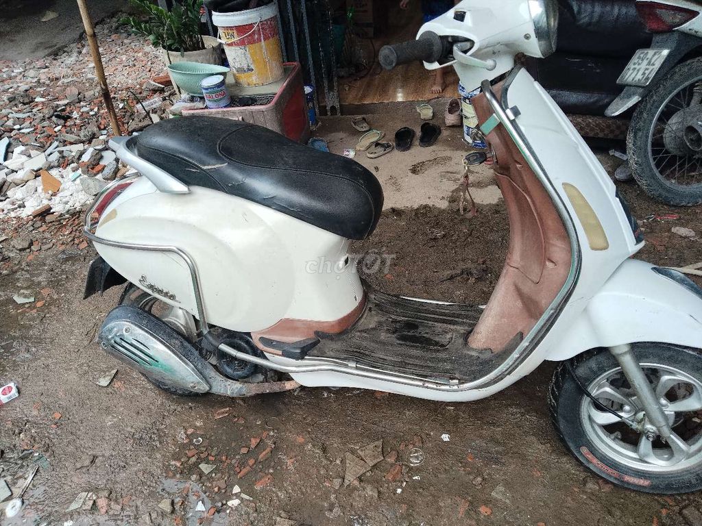 Cần bán vespa 50cc. Mua bán Xe máy tại Quận 8 Tp Hồ Chí Minh được đăng bởi nguyên nguyen hình 4