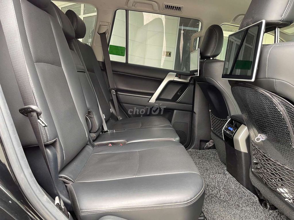 TOYOTA HÀ ĐÔNG bán Prado VX 2.7L - 6,6 vạn full LS. Mua bán Ô tô tại Quận Hà Đông Hà Nội được đăng bởi Toyota Hà Đông hình 11