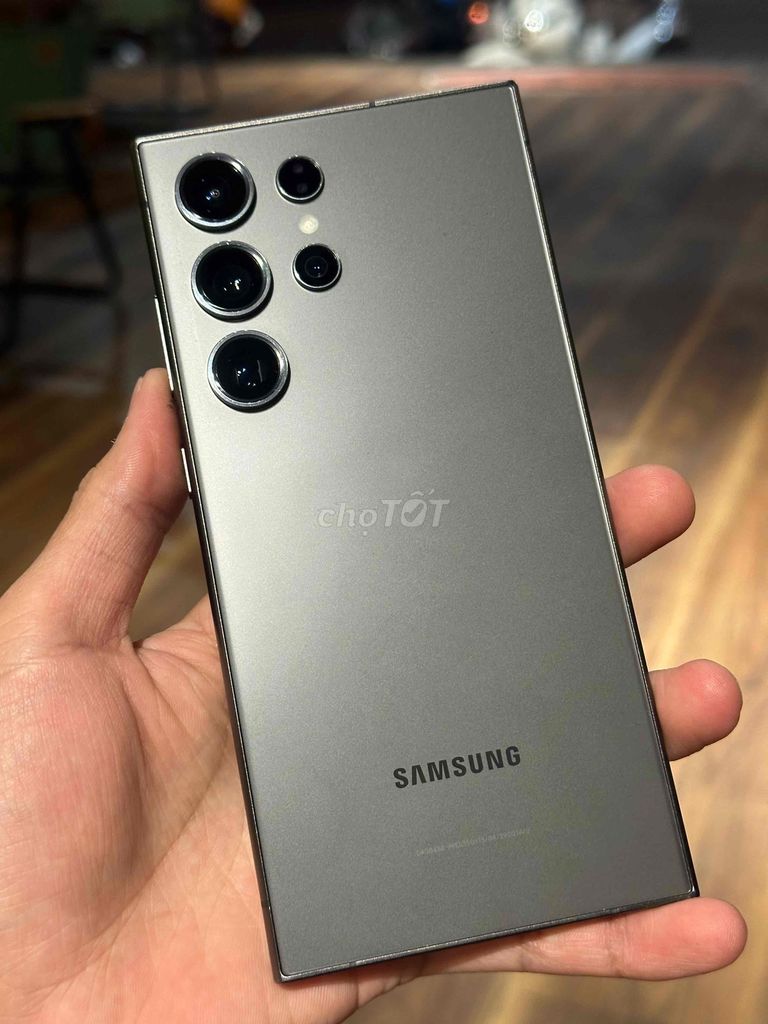 Samsung S24 Ultra 256GB bán hoặc giao luu. Mua bán Điện thoại tại Thành phố Đà Lạt Lâm Đồng được đăng bởi nhanh gọn lẹ hình 1
