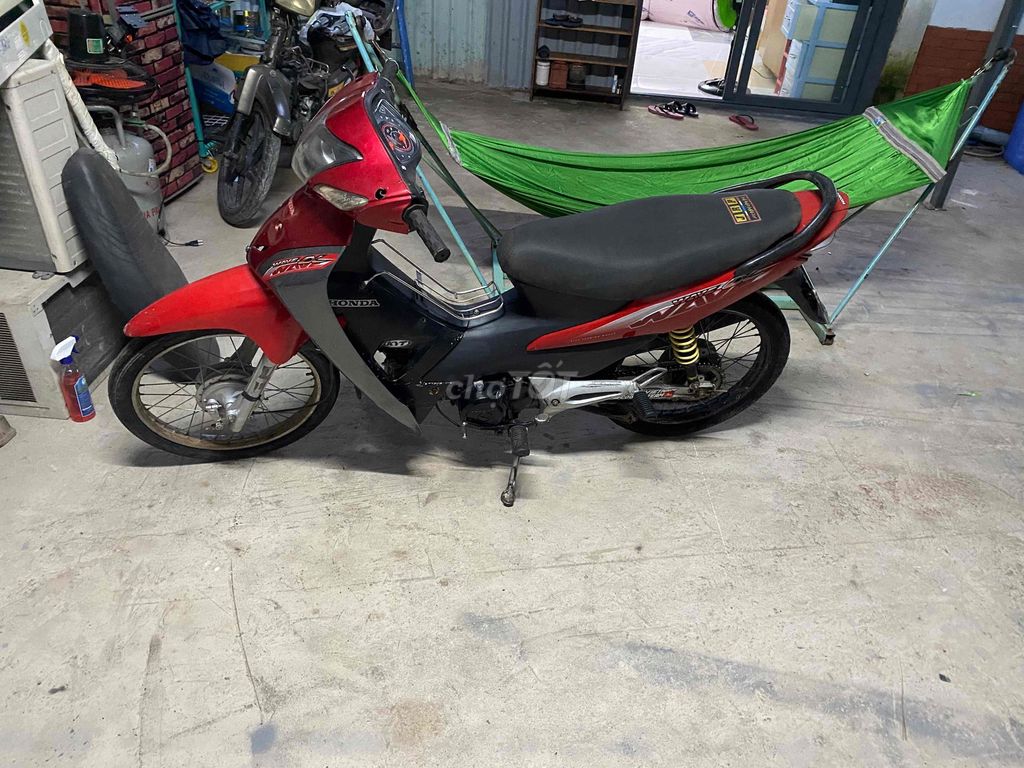 bán xe wave 50 đi học giấy tờ đầy đủ giá 4,700. Mua bán Xe máy tại Thành phố Thủ Đức Tp Hồ Chí Minh được đăng bởi hoàng phúc hình 2
