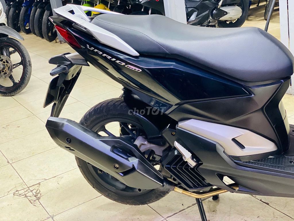XE MÁY THỊNH PHÁT - VARIO 160 2023 ĐEN BÓNG LƯỚT. Mua bán Xe máy tại Quận Bắc Từ Liêm Hà Nội được đăng bởi XE MÁY THỊNH PHÁT XE LƯỚT GIÁ RẺ hình 2