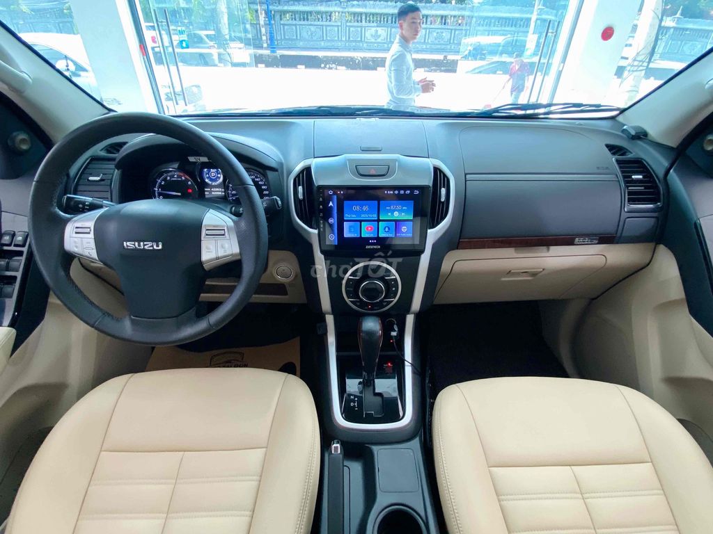 Isuzu Mux 2019 1.9 4X2 AT 1 Chủ - 82000 km. Mua bán Ô tô tại Thành phố Thủ Đức Tp Hồ Chí Minh được đăng bởi Quốc Nhẫn hình 6
