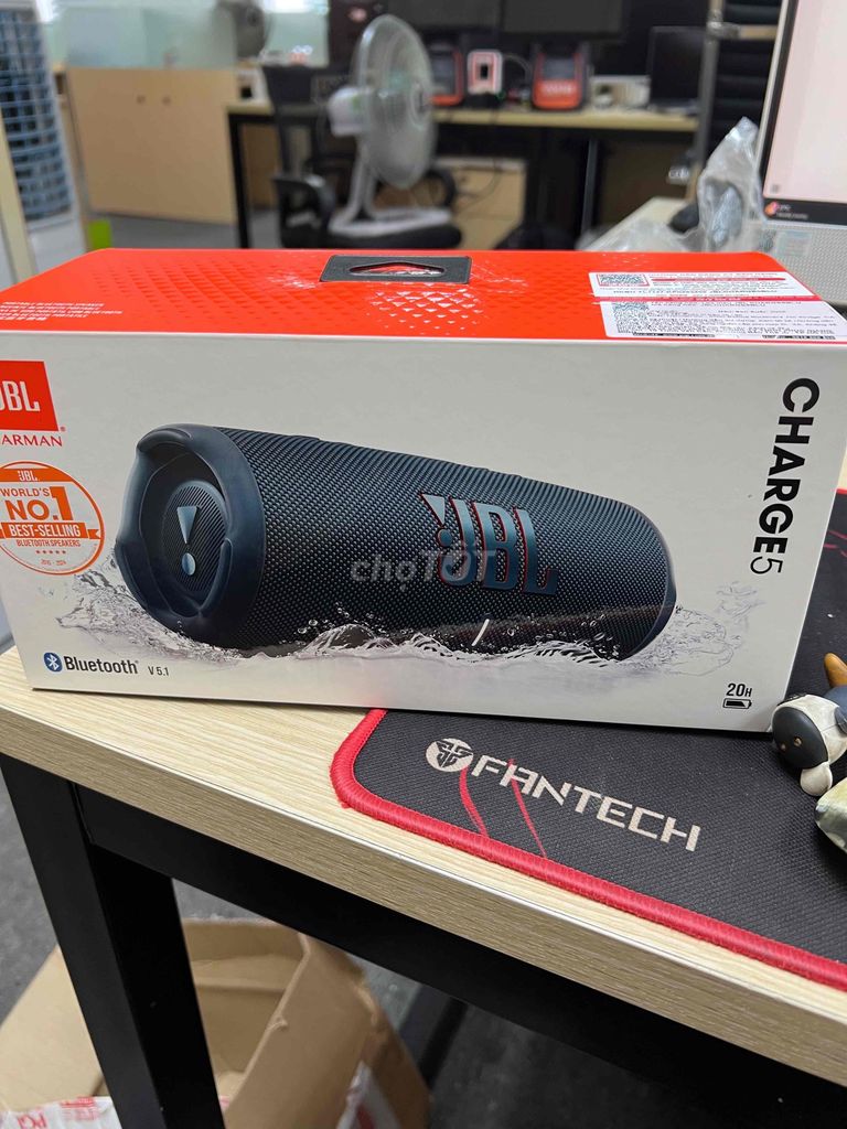Loa Bluetooth JBL Charge 5 xanh new. Mua bán Tivi, Âm thanh tại Quận Đống Đa Hà Nội được đăng bởi Công Ước hình 1