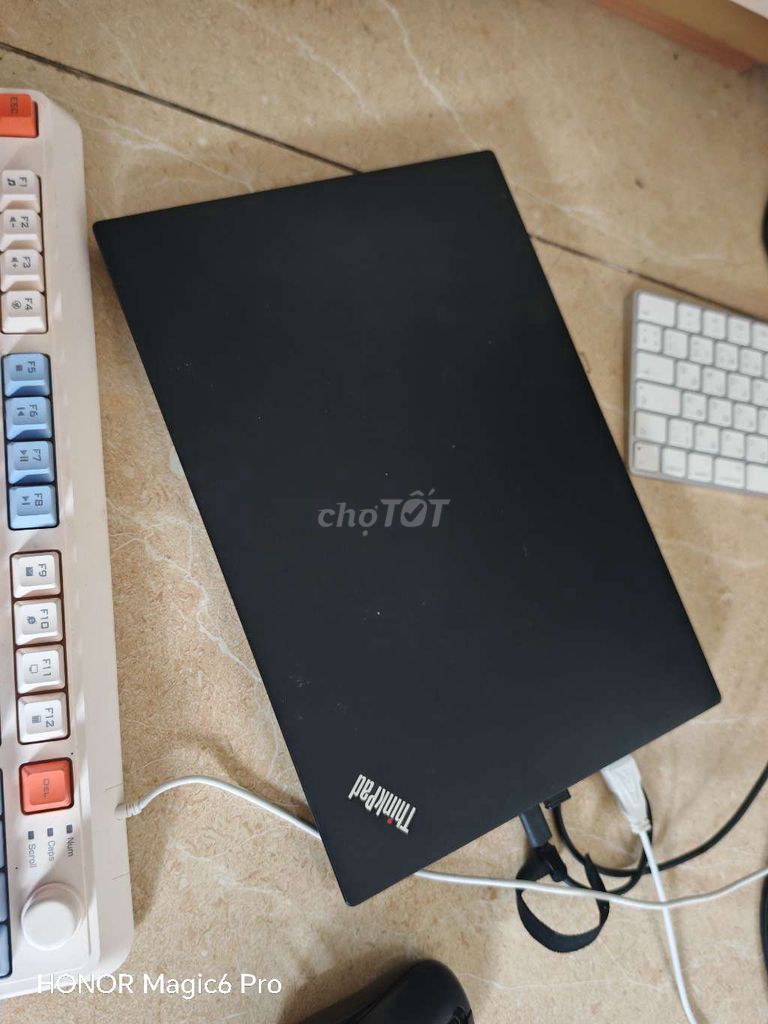 Lenovo ThinkPad T470s i7-7600U 4GB/128GB. Mua bán Laptop tại undefined Tp Hồ Chí Minh được đăng bởi Nhan hình 1