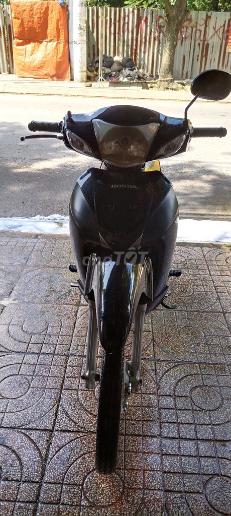 Quay s100 máy móc im ru như cho thở. Mua bán Xe máy tại Huyện Bình Chánh Tp Hồ Chí Minh được đăng bởi Van thinh Bui hình 1