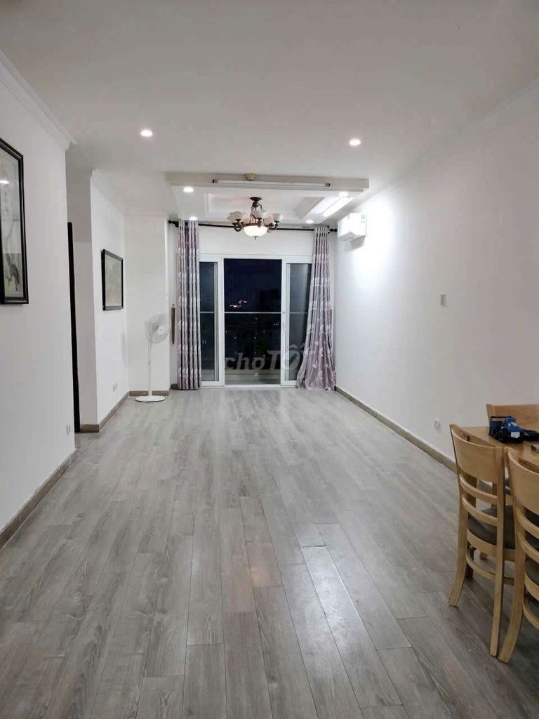 Аренда · 2 комн. · 90 м² · Quận Tân Bình, ул. Phan Huy Ích