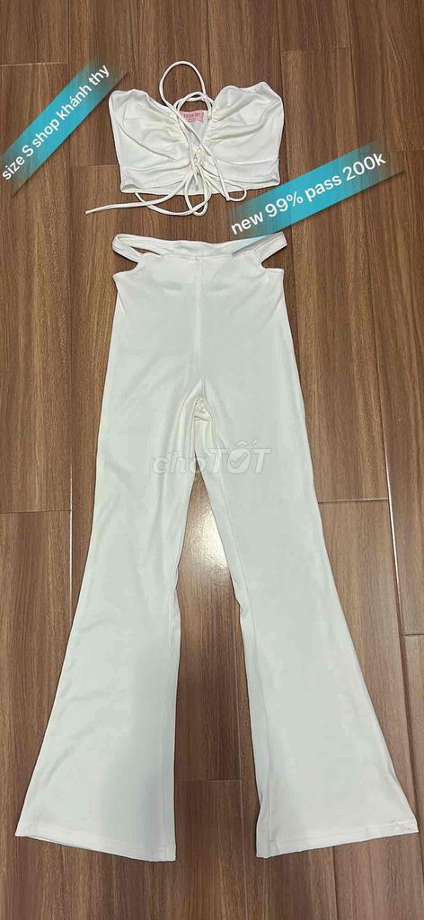 Đầm KHANH THY Nữ size S Mới 99%. Mua bán Quần áo tại Quận 4 Tp Hồ Chí Minh được đăng bởi ngọc jenny hình 1