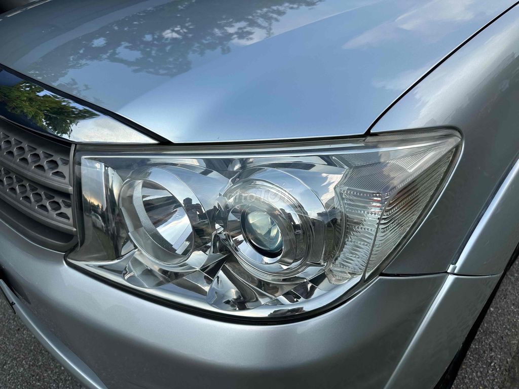 Toyota Fortuner 2010 2.7V 4x4 AT - 150000 km 1 Chủ. Mua bán Ô tô tại Quận Cầu Giấy Hà Nội được đăng bởi Vũ Kiên hình 18