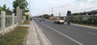 Nhà, đất rộng Mt đường tỉnh 833 , xã Nhơn Thạnh Trung, TP Tân An LA. Mua bán nhà ở tại Thành phố Tân An Long An được đăng bởi TRƯƠNG VĂN SỰ 