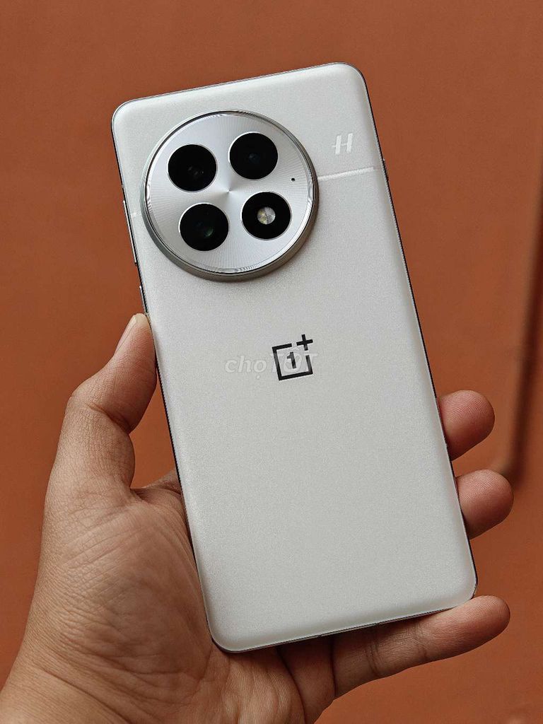 OnePlus 13 trắng,rom Quốc Tế, 12/512 keng, pin 100. Mua bán Điện thoại tại Quận Thanh Xuân Hà Nội được đăng bởi GA STORE hình 1
