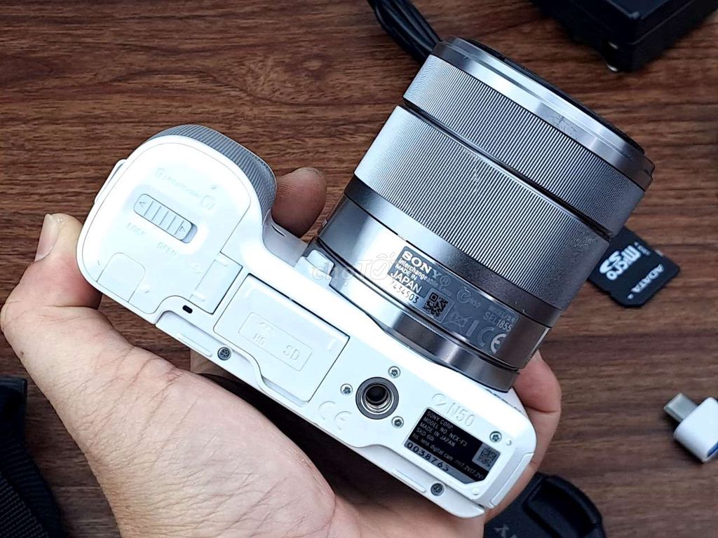 Bộ máy ảnh Sony Nex F3 + Lens 18-55 OSS