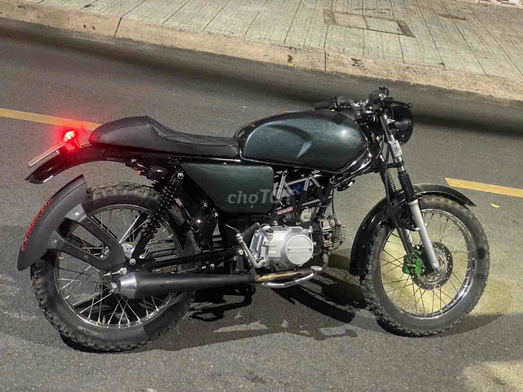 win detech cafe racer tracker