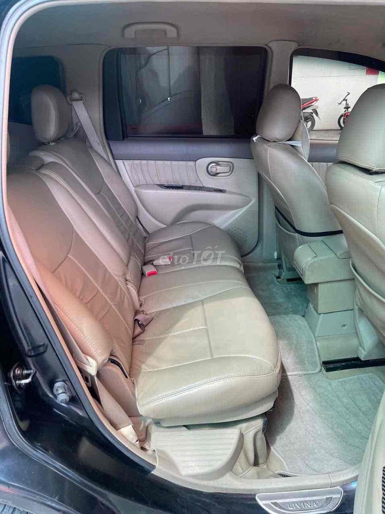 Nissan GRAND Livina Siu cọp Số tự động. Mua bán Ô tô tại Quận 12 Tp Hồ Chí Minh được đăng bởi Mr Gà 9x  hình 16