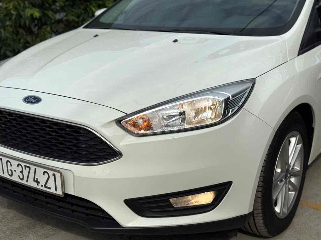 FOCUS 2017 LƯỚT 2 VẠN XỊN ,XE NHƯ MỚI. Mua bán Ô tô tại Quận Bình Tân Tp Hồ Chí Minh được đăng bởi XUÂN DUY AUTO hình 3